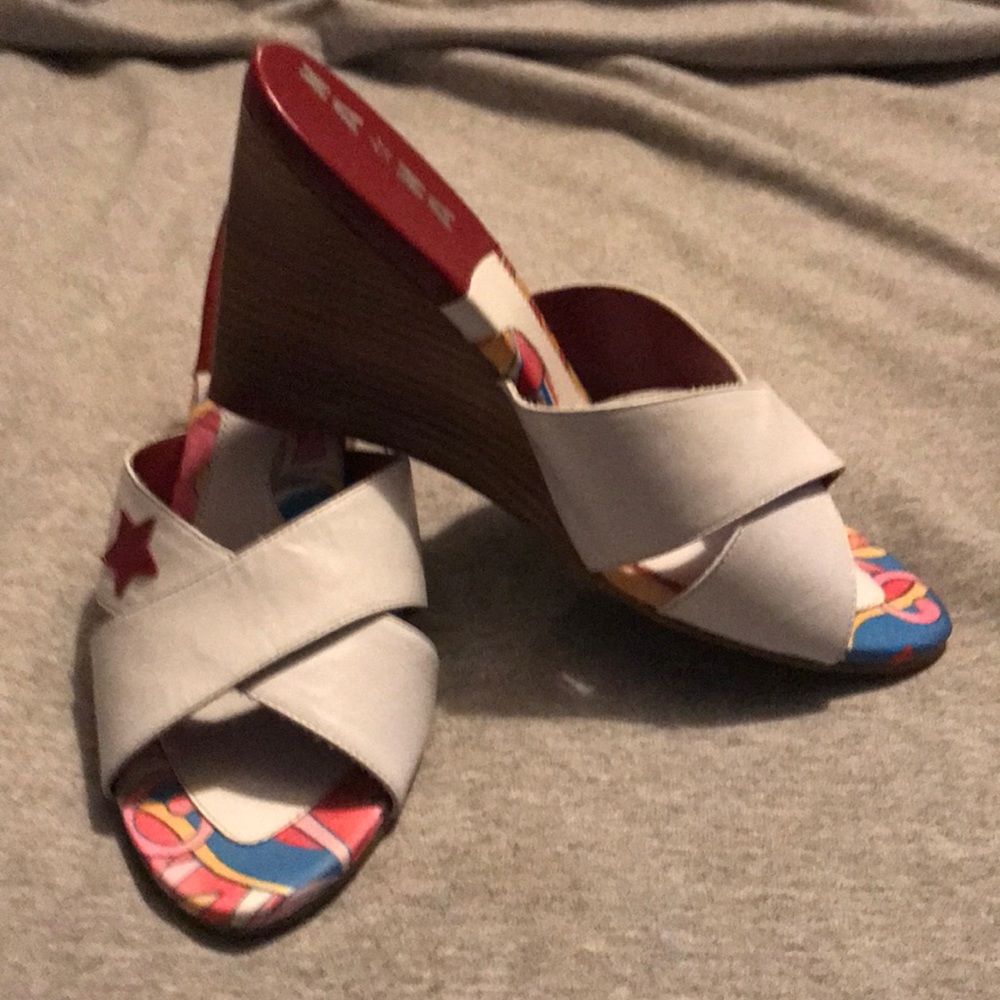 Nana, stacked wood wedge heel, mules.